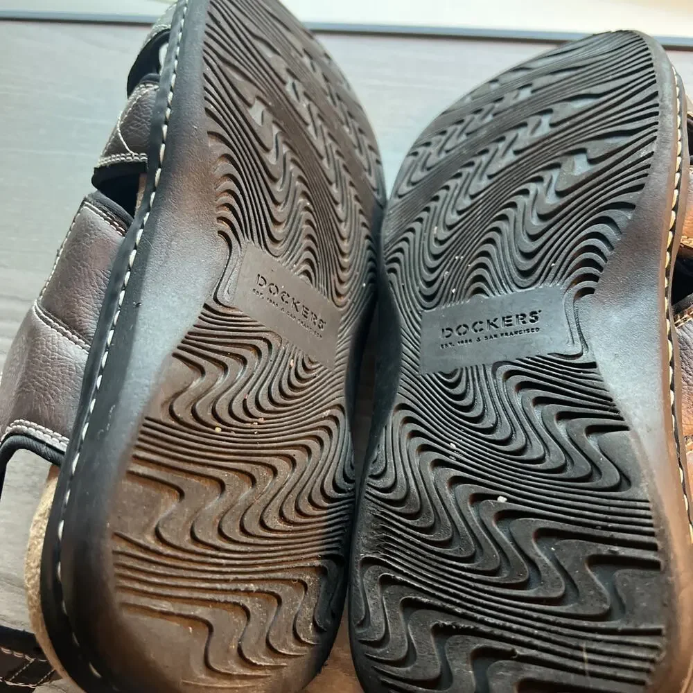 Dockers Searose Memory Foam Closed-Toe Fisherman Sandals Mens Size 11M